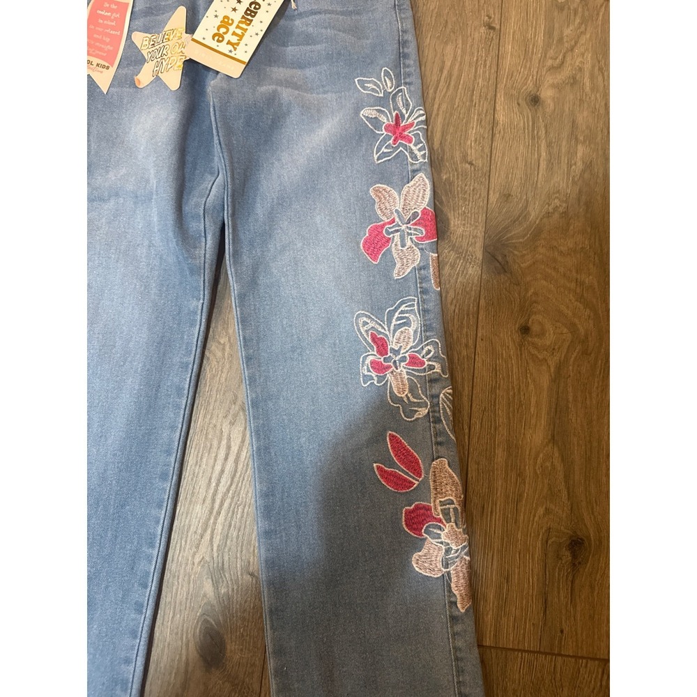 Celebrity Ace Girls 90s Straight Leg Jeans Light NWT Floral Embroidered Size 14 - Picture 8 of 10